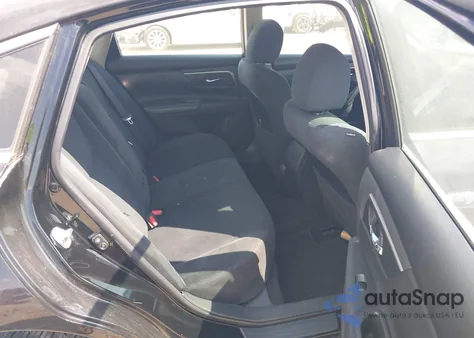 2015 Nissan Altima 2.5/2.5 S/2.5 Sl/2.5 Sv из США, поврежденный, VIN 1N4AL3AP8FC273113